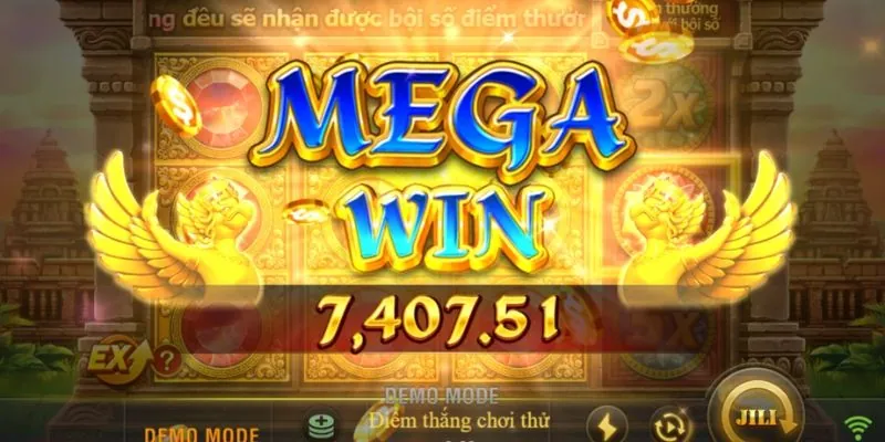Truy cập trang chủ 88clup và quét mã QR để tải ứng dụng